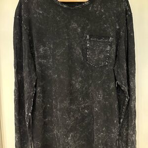 John Varvatos Men’s Sid Long Sleeve Marbled Tee